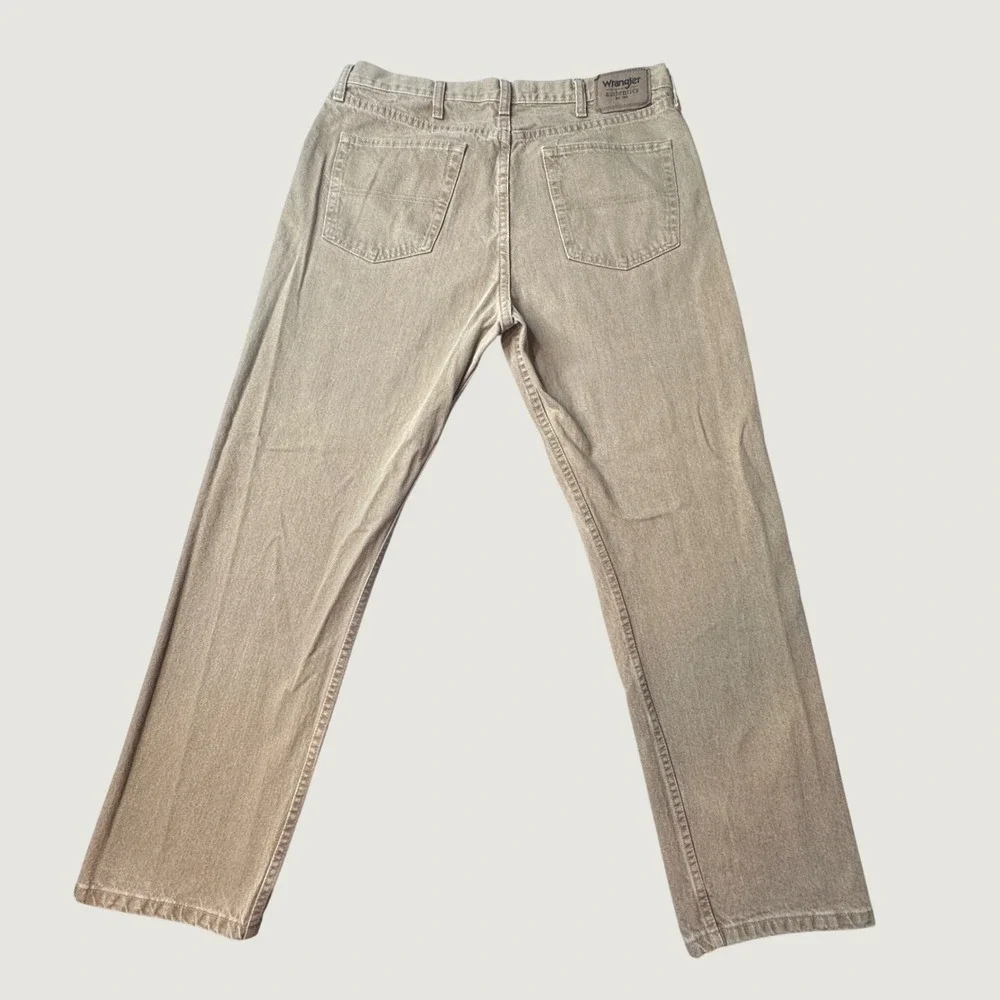 Wrangler Jeans Mens 37x30 Khaki Authentics Straight Leg ZM100KH Cotton Denim